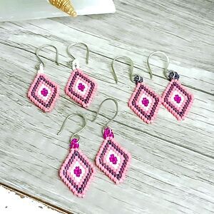 Seed Bead Diamond Geometric Dangle Earrings, Beaded Jewelry, Pink & Purple, 2"